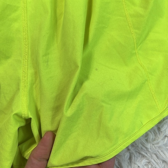 Lululemon Hotty Hot High-Rise Short 4" Highlight Yellow - Picture 7 of 8